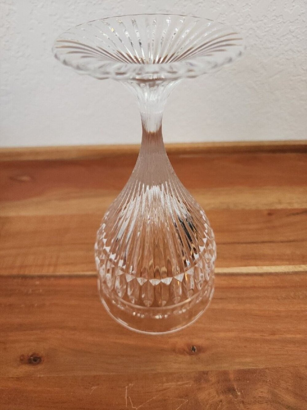 Mikasa Crystal Titan 7" Water Goble thumbprint vertical cuts vintage glass flaw - Picture 9 of 10